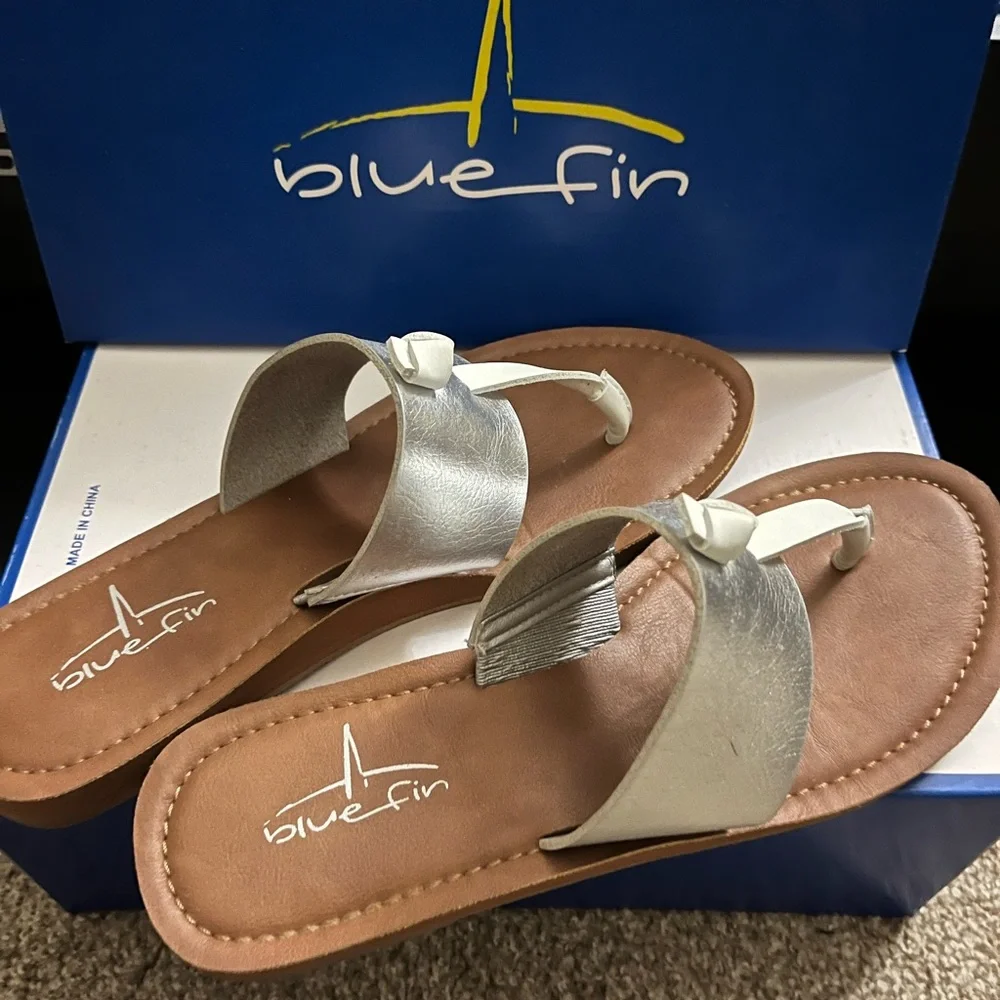 Bluefin Women's Silver and Tan Sandals - Picture 2 of 4